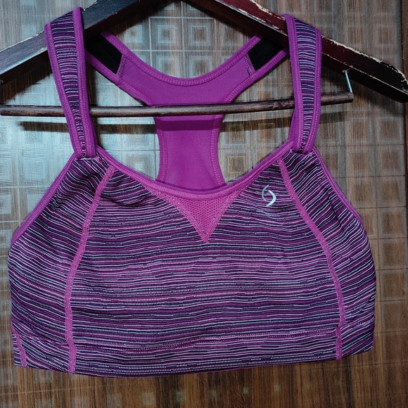 Purple Sports Bra (unused) 💜 - Picture 9 of 9